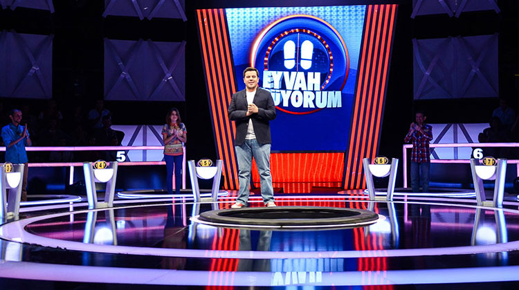 Eyvah Düşüyorum - Eser Yenenler